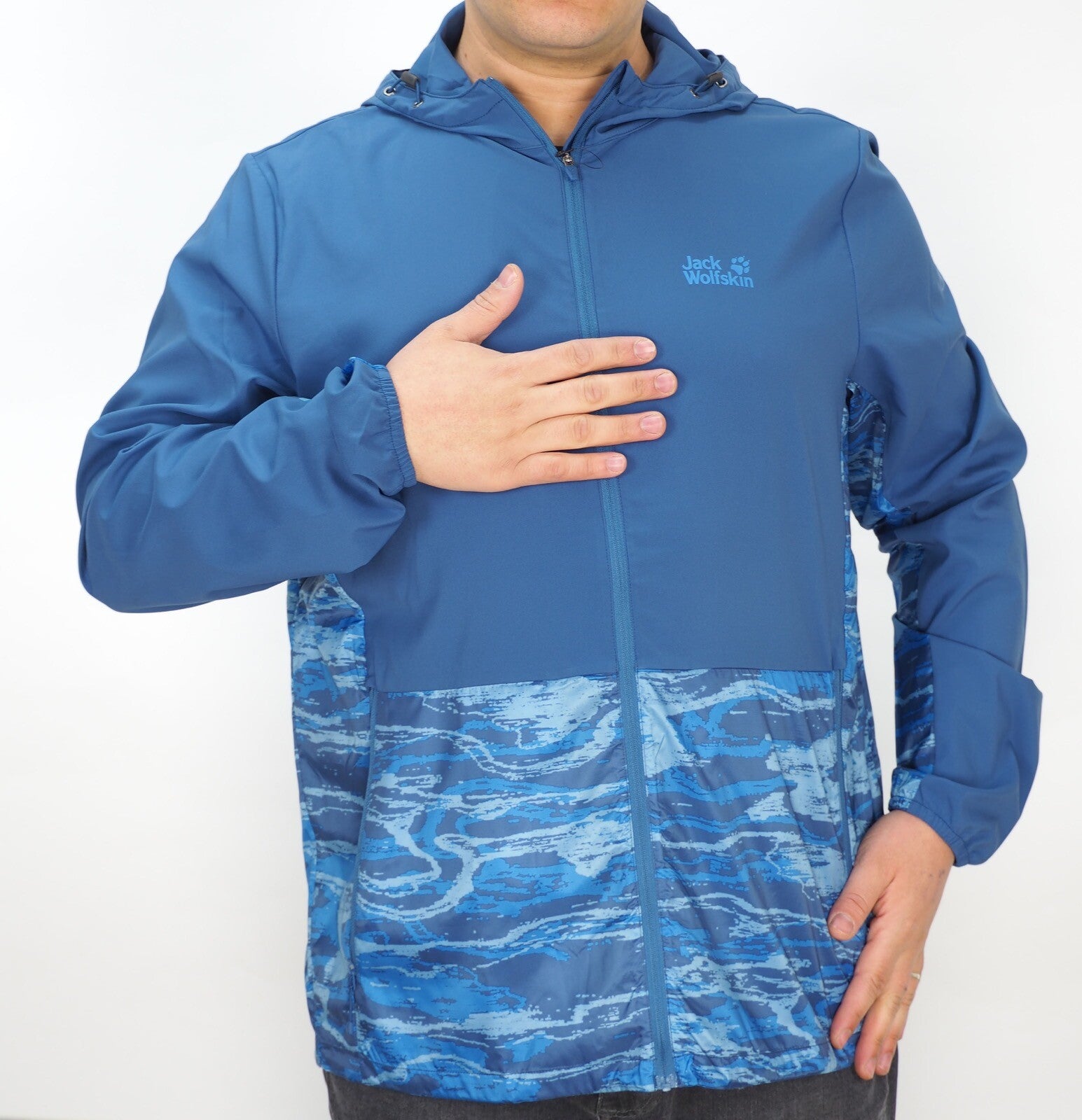 Mens Jack Wolfskin Exhalation 5010611 Ocean Wave Light Hooded Windproof Jacket