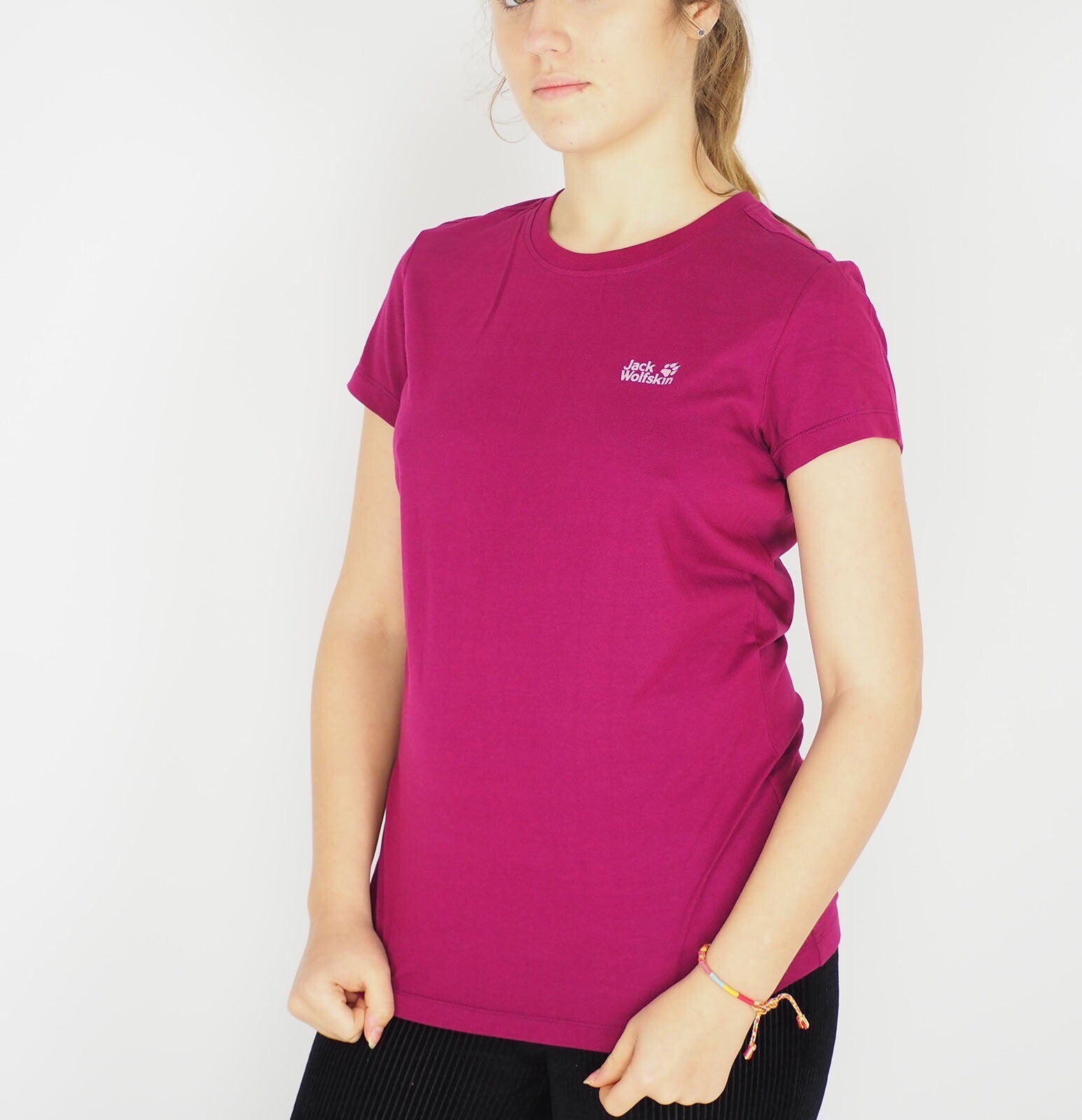 Womens Jack Wolfskin Essential 1805792 Wild Berry Round Neck Short Sleeve Tee