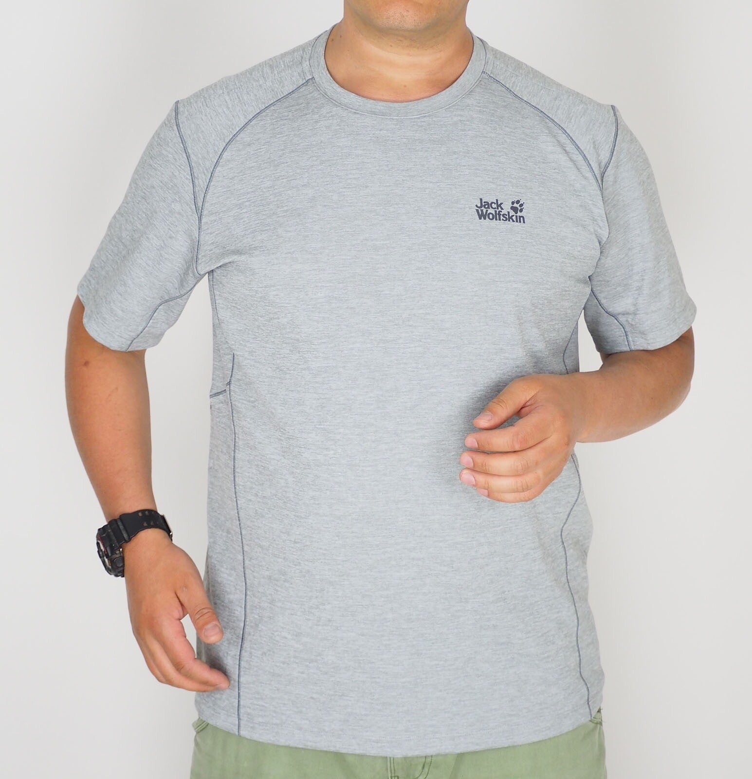 Mens Jack Wolfskin Hydropore Lightweight 1806131 Alloy Short Sleeve T Shirt