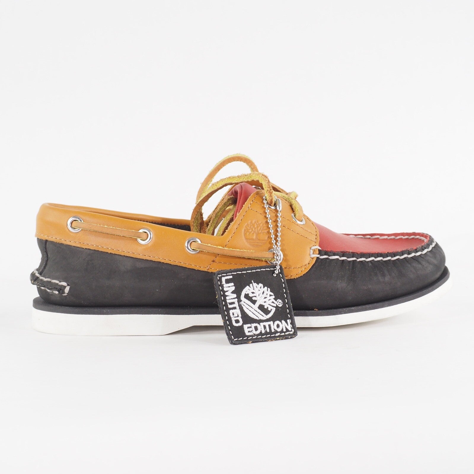 Mens Timberland Classic 2 Eye A154H Black Leather Casual Boat Shoes