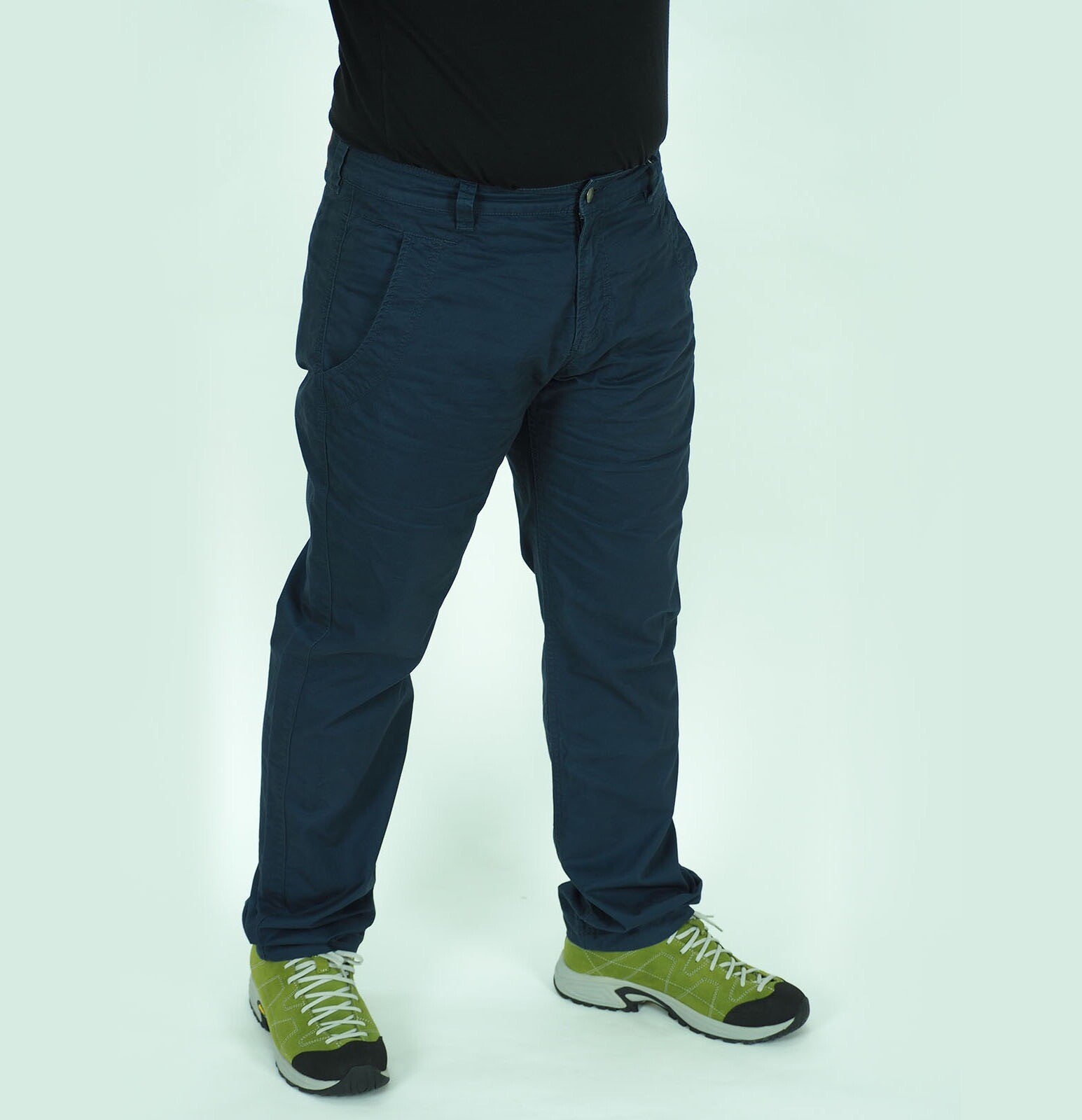 Mens Jack Wolfskin Standford 1502621 Navy Regular Fit Low Waist Casual Trousers