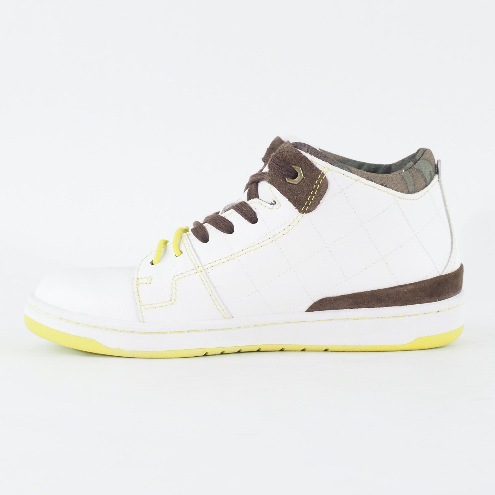 Juniors Timberland Iteza Chukka 6050A White Leather Lace Up High Top Trainers