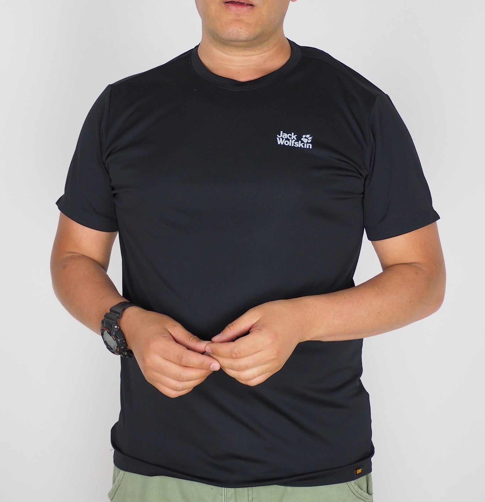 Mens Jack Wolfskin Essential 5011421 Black Basic Casual Short Sleeve T Shirt