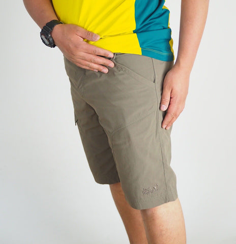 Mens Jack Wolfskin Hoggar 5004701 Siltstone Light Hiking Trekking Summer Shorts