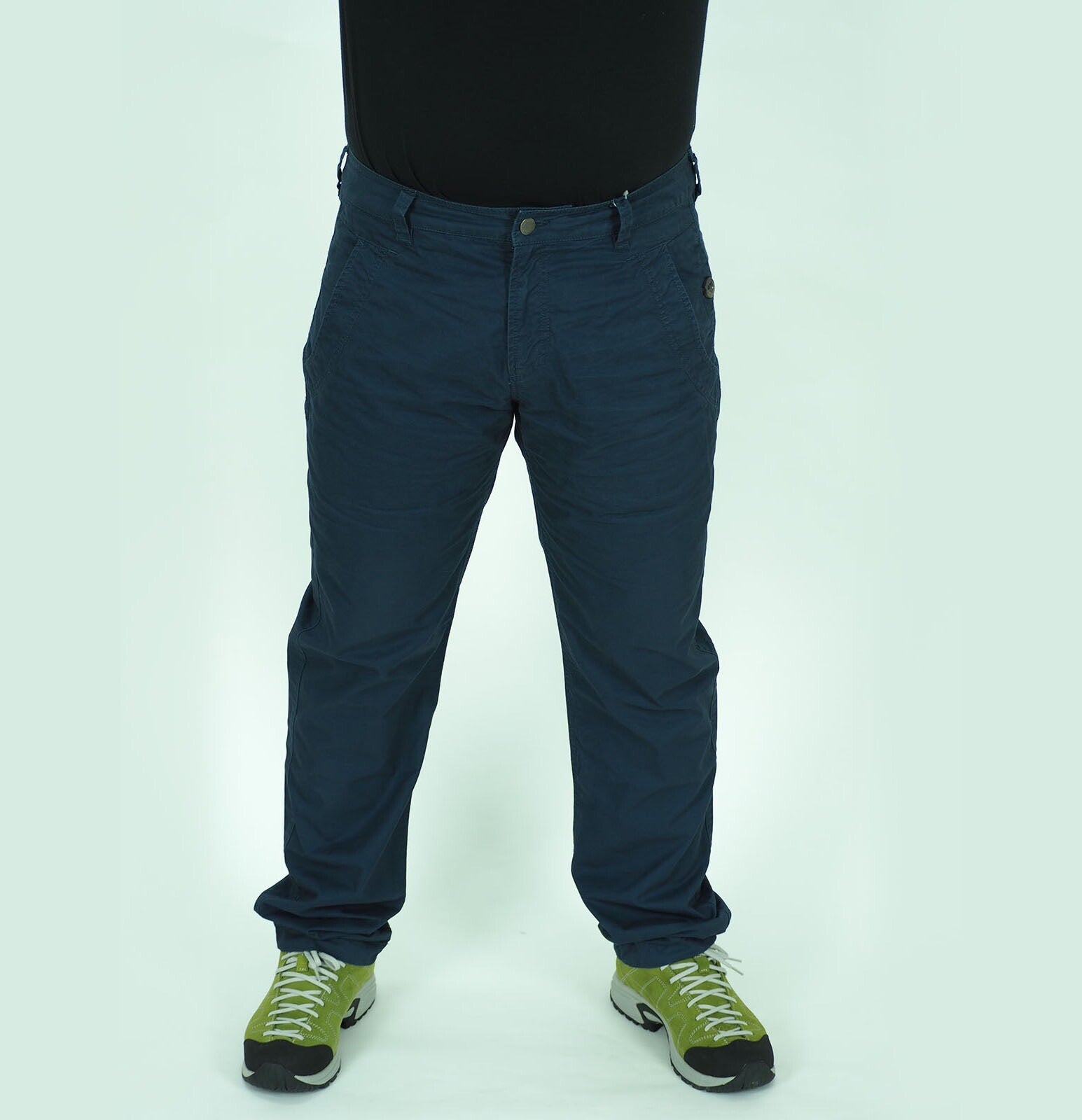 Mens Jack Wolfskin Standford 1502621 Navy Regular Fit Low Waist Casual Trousers